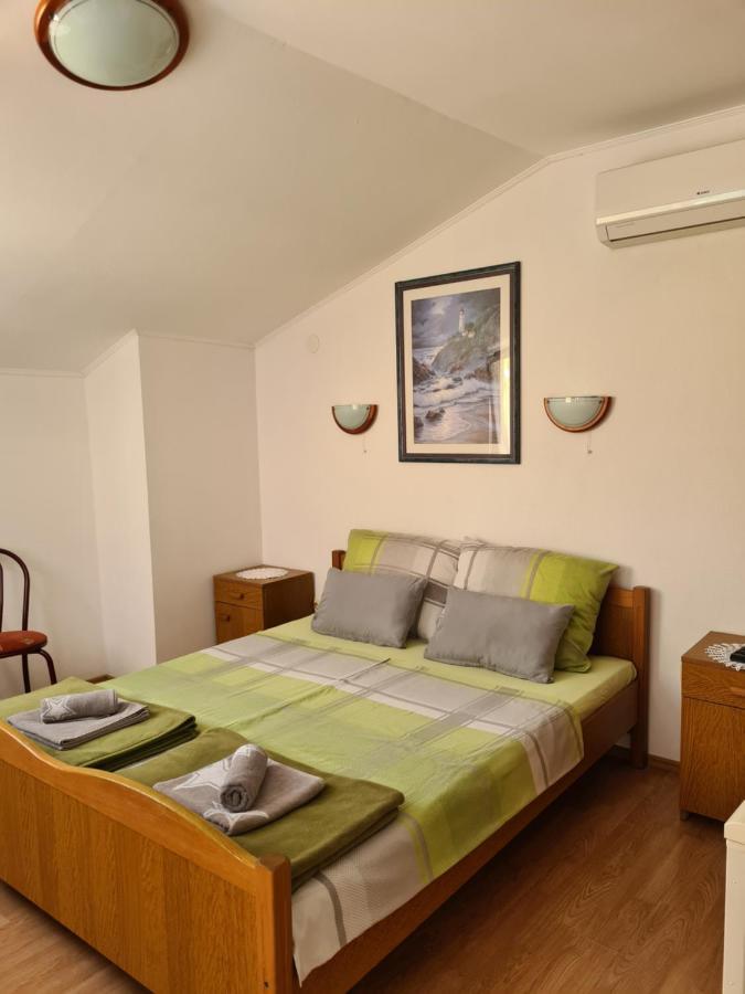 Pansion Ribica Hotell Crikvenica Eksteriør bilde
