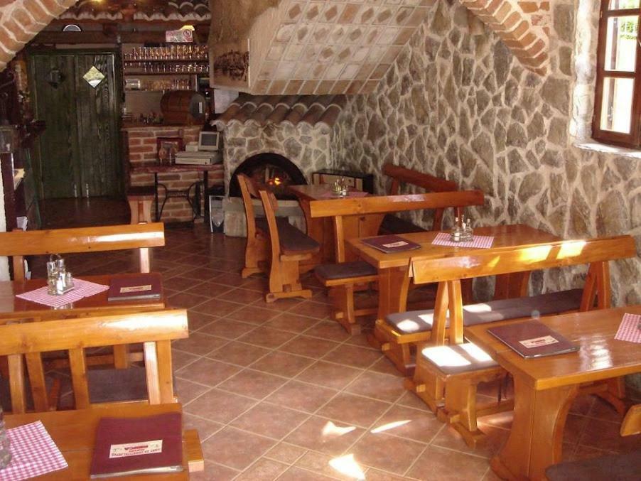 Pansion Ribica Hotell Crikvenica Eksteriør bilde