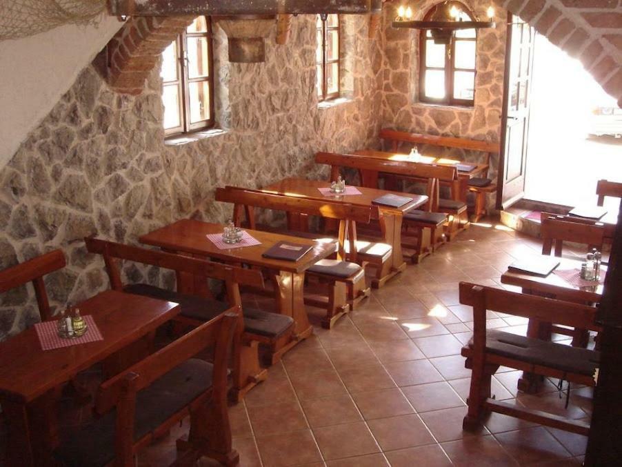 Pansion Ribica Hotell Crikvenica Eksteriør bilde